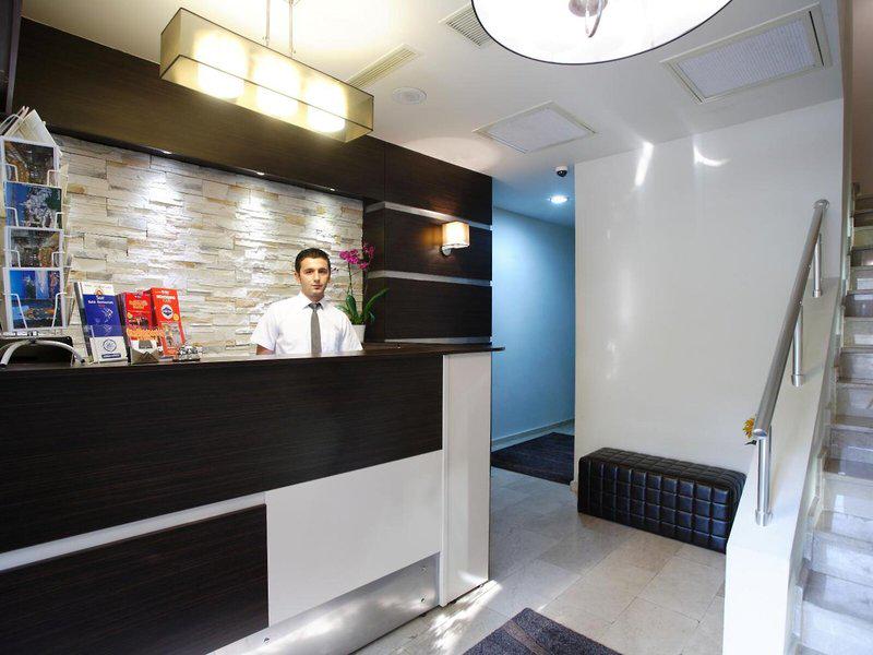 AC8CFF5E03FCC024CD6BBA039EF6E8A0