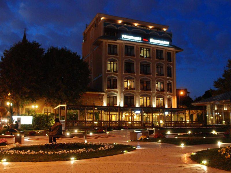 82510F8FEF8CB4B55BB90B2ED76B69C4