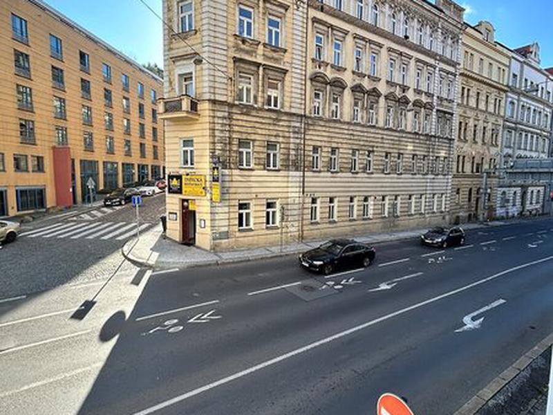 6BFFA6B909FEE0F2219009588415BE00