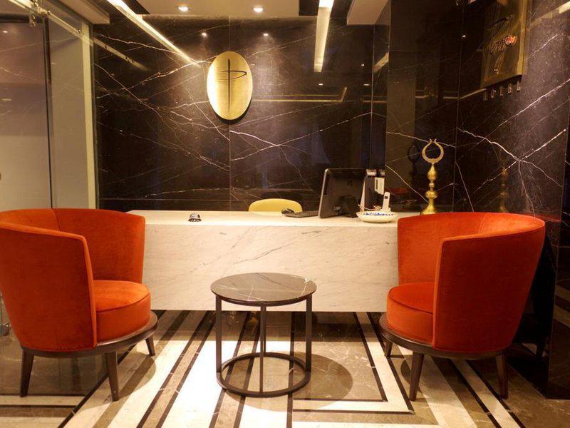 8BBAB4A4EEB9DA26C7F92B86675970FC