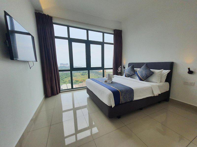 B85B7F19983D300991278C38DB74CB6E