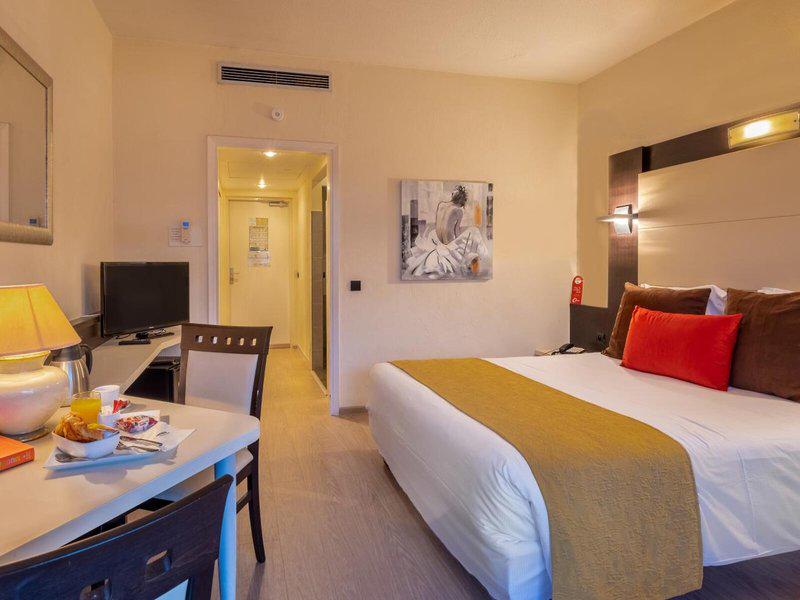 FF130AE8E2A55CC70D26F69DF3E8AA37