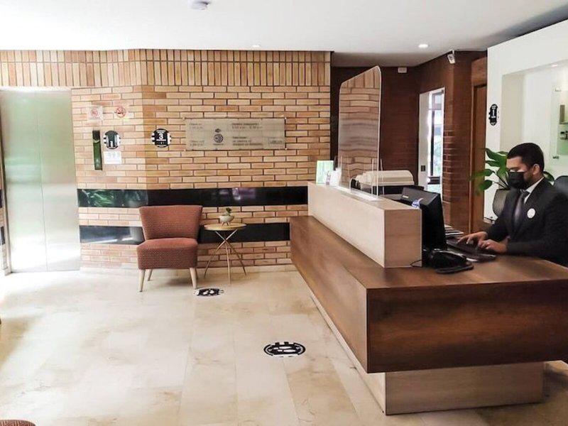 7EEF72FF03DE4B756EBCA23A5E7390B0