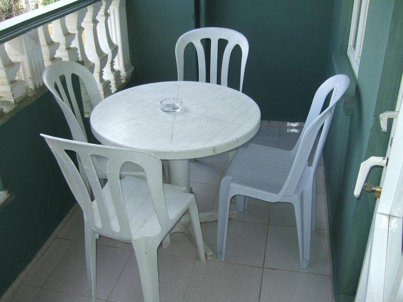 2F9AFF49A24AF035AAF060A997DAA2E1