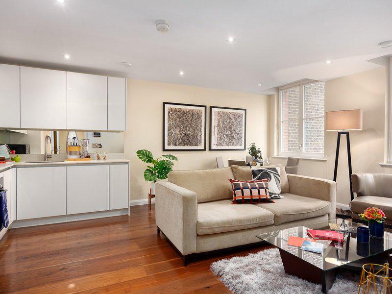 5FB1C8879C775C590367FE3FEC98E5CC