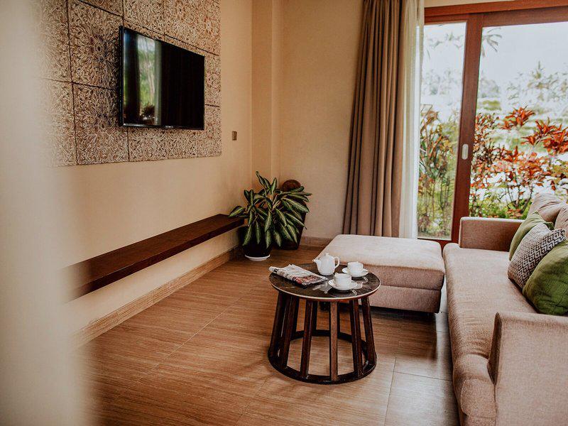 2DF873747F8F07A107363E4F650C1295