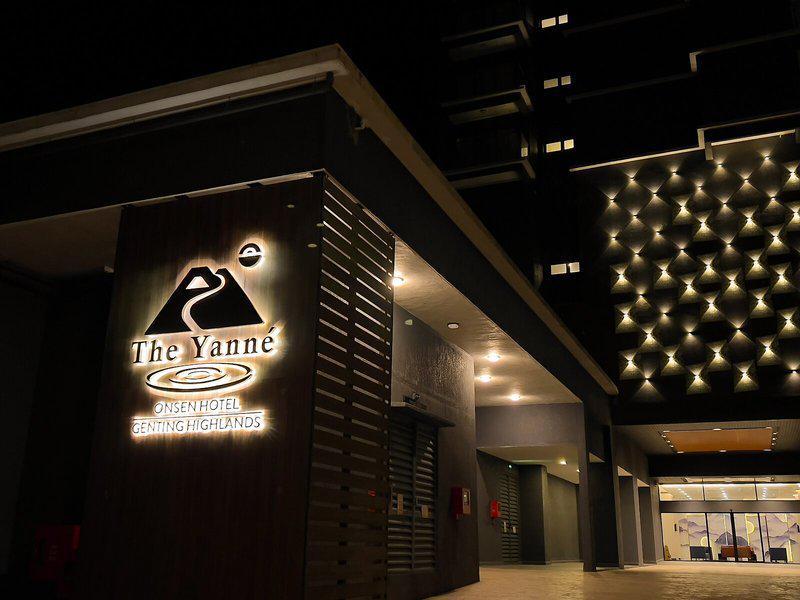 7CB907AFB39C3D12605B3F36E9E8FE42