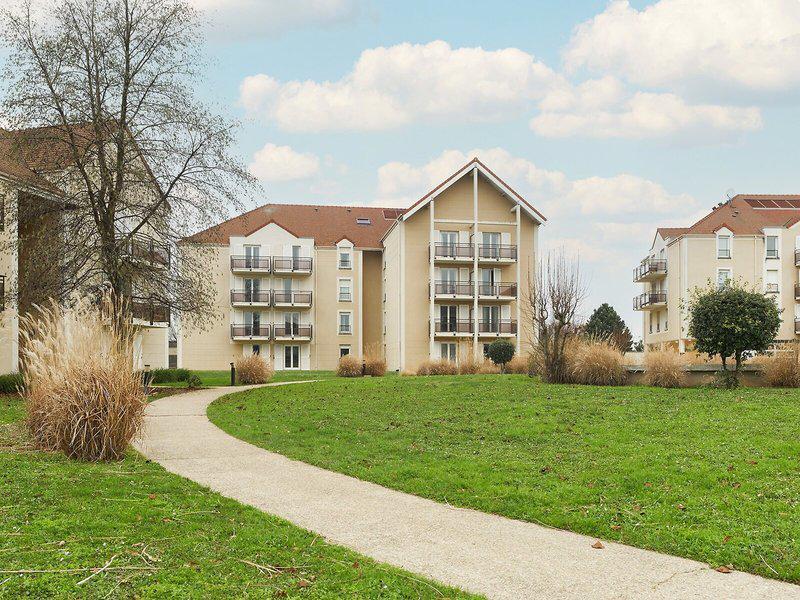 3C7BEFF86EA2A8D57CE7460E32453BF1