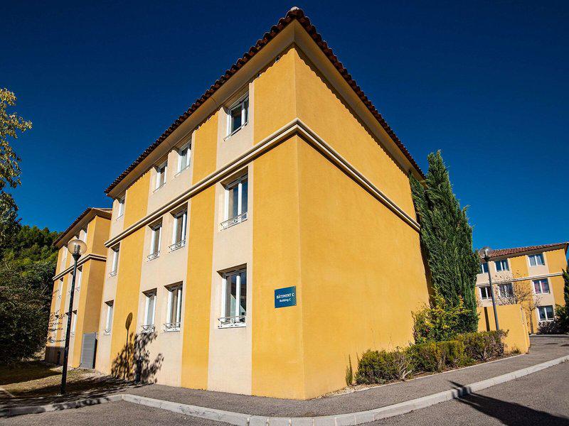 90E0AF6B3E9C9A71F95CDAEC9FDAD4BE