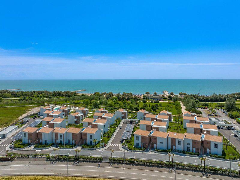 2F66DF27E6A4D0F733D0908B84363CE2