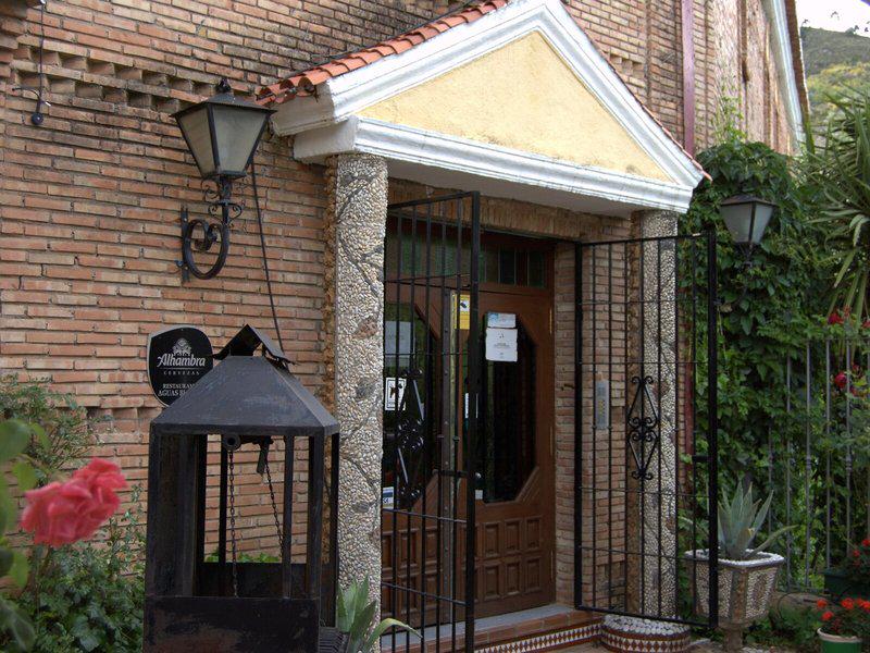 6E8A72B476C4D1C212AC1CCE83E1FD41