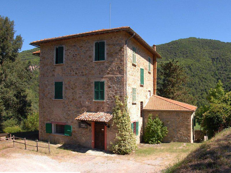 0994D804194C914D16E3BB79EBB89115