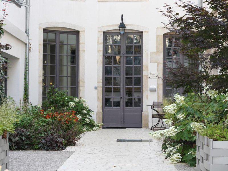 FD8DA6ADC08F46B92DF7E095BF5D43FB