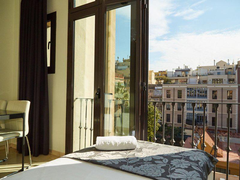 E4ED88363FF64B3E9B2F149E7A0A0412