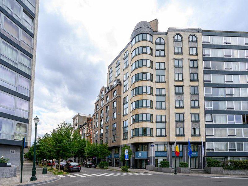 EEAECA451A81490A8B5DF005222679D4