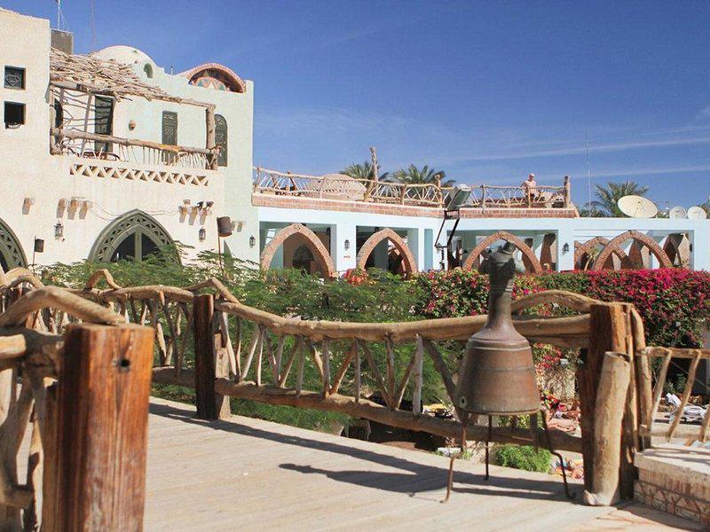 1685CE7C9F8187E0F427ECEB983F2DFC