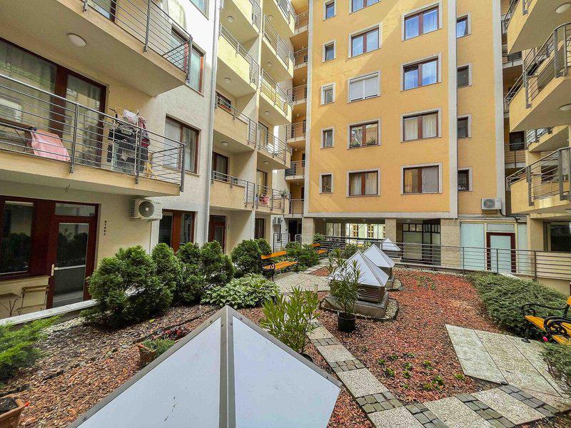 0282A9A1DE24A2E18FBEBD2A9AB712B8