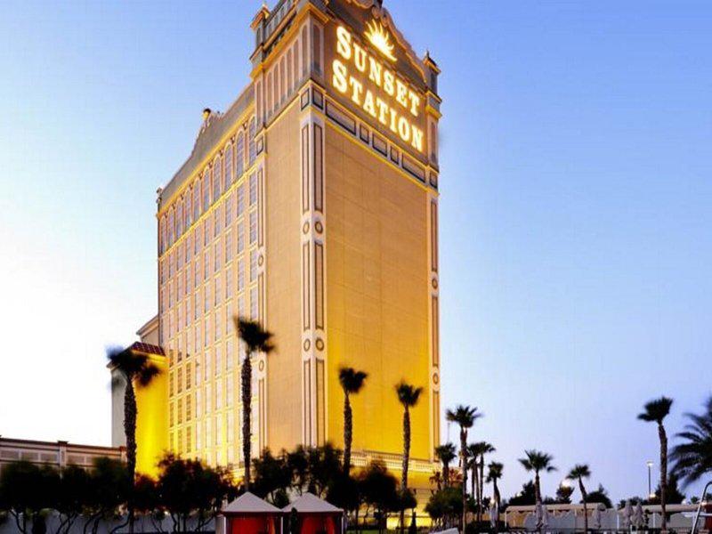 AC3AEF4E40D2A28DAE705052E4CD9227