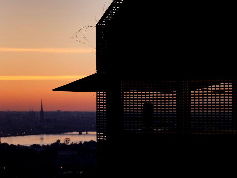 7C4E3B38135998DD70AACD96A30D9878