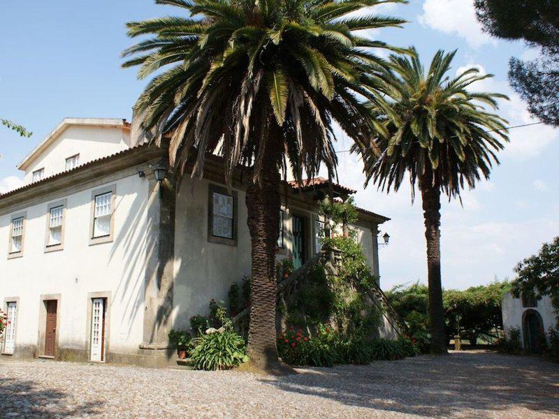 3ABE7C8F6799C59685DDB9203646B139