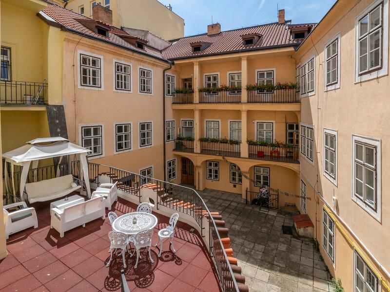 1C91A142D6AA77D8E30EDE32847F91F0