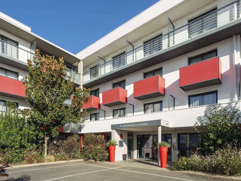 698780A7D55A3E45E40966D1BA52017C