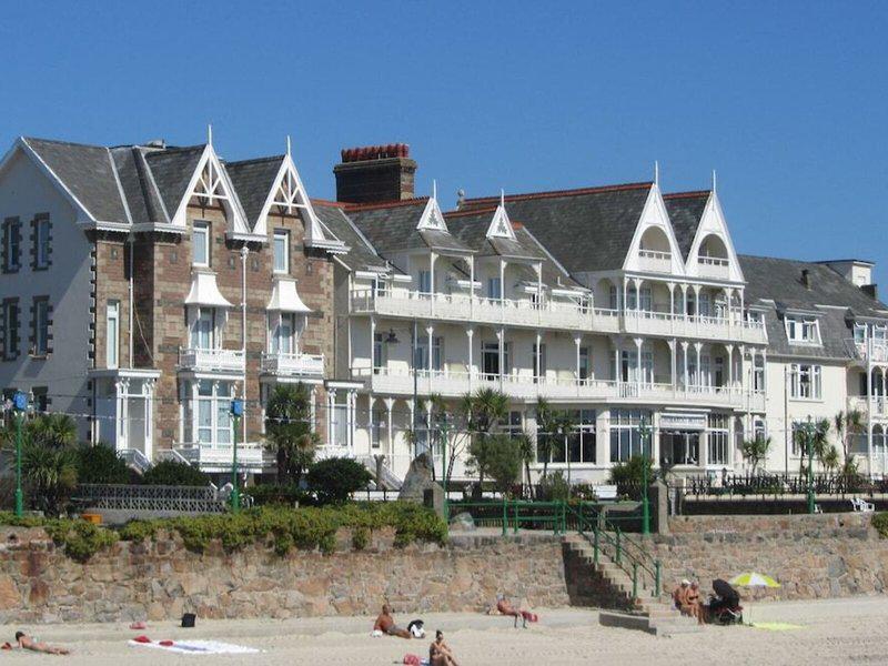 384D7F11BD677B6B60F064AC0F78DE18