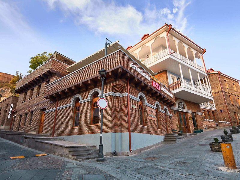 9977E855EE9B59B9DC1B35FCF14F87B2