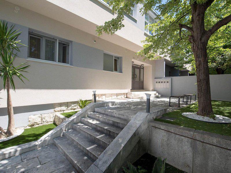 AC8C0932EF5A030E3F35C2C361D7BFA3