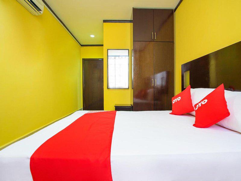 EE0C2FEF9CFCFBD0FB53516383A295E1