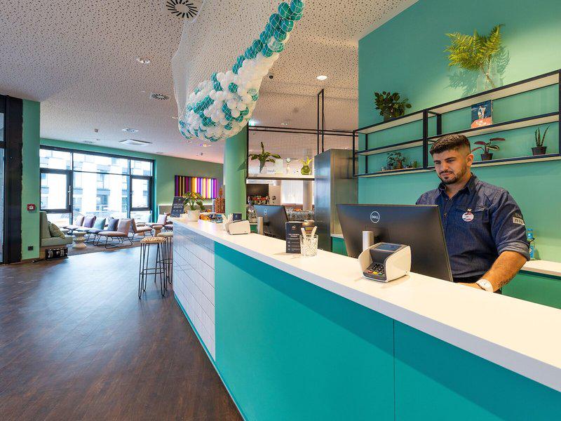 D3BF808D7B9B647DF56D65FCBB1BE0BF