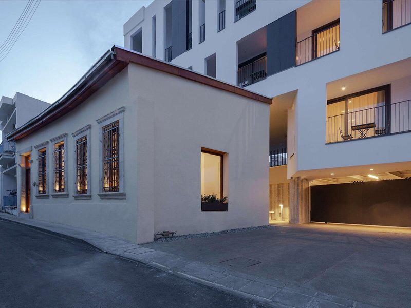 D6C1EE72EC4079D6DC34186252F19A6E