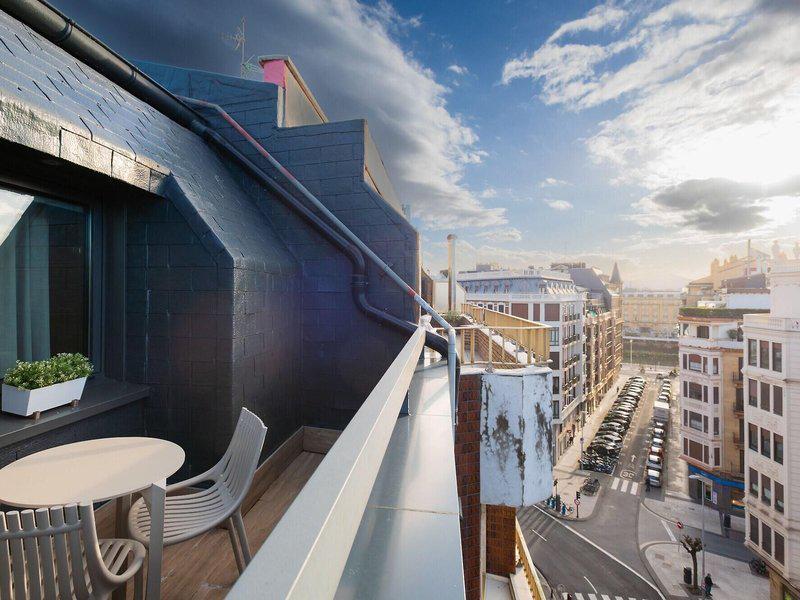 BCF2E4EB60D25A9D398BDE6AD7B9977F