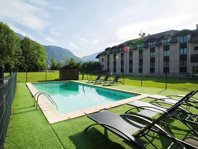 348BCFABB40947638BB06EF3C22E2775