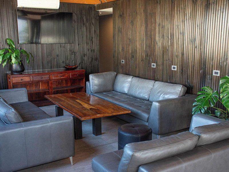 98DDA7761FD6102DF73011AAA2D6D0FC