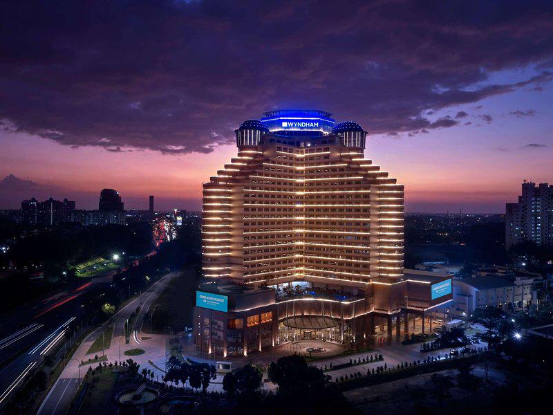 049CADE2213BC17DD2457ADF0B007305