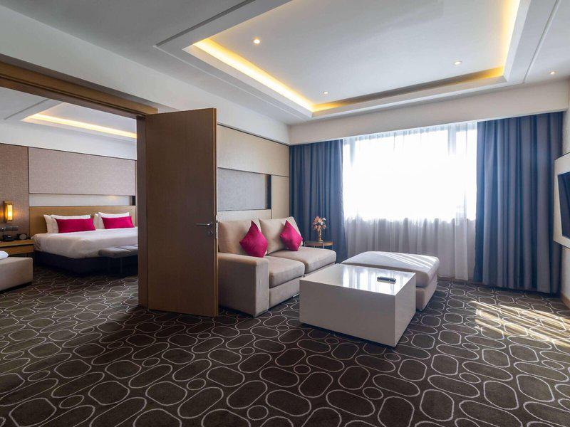 93D6EA5AC4C447A748D91C3DB01115F3