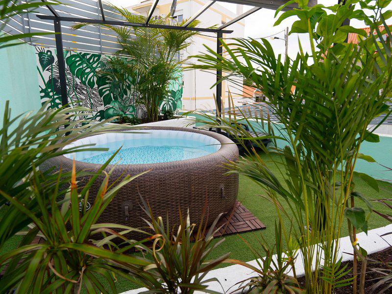 492DCA87A5843FBC253842912891256C