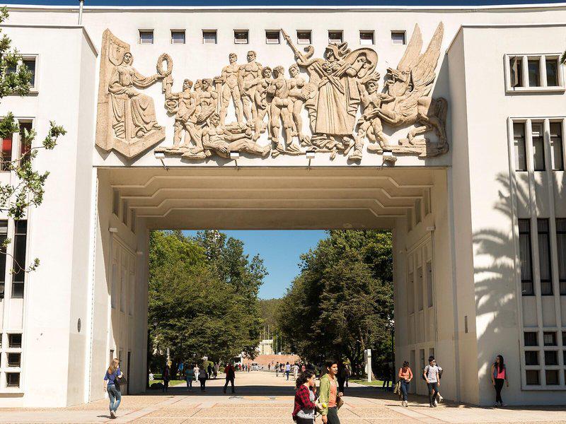 3094E3C537F53A63F542CD3592008C5E