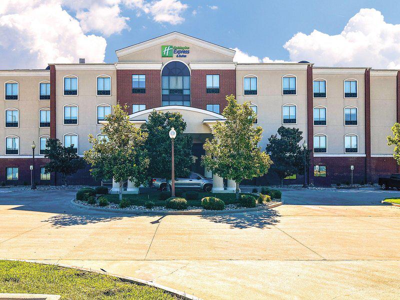 FC04D6AF43D068024F3710C31D9B038A