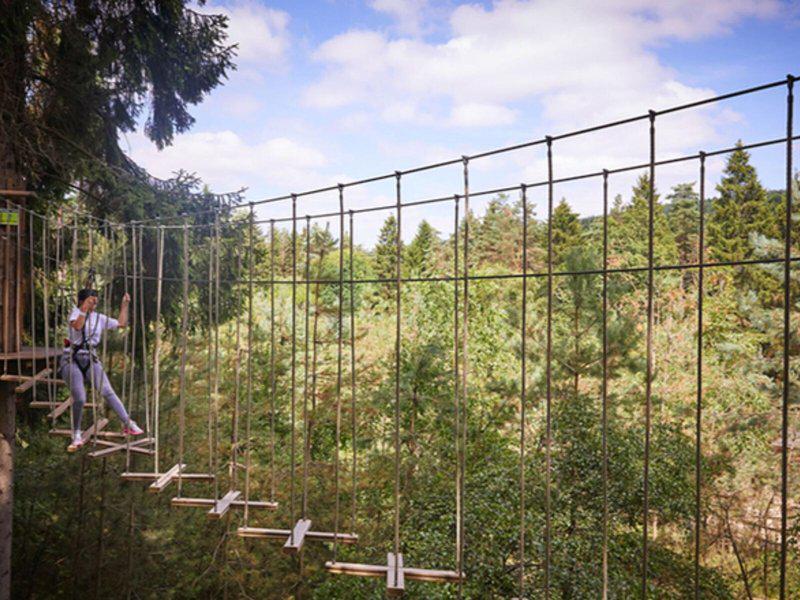 04F94D0F1696CC383A335335ADC89461