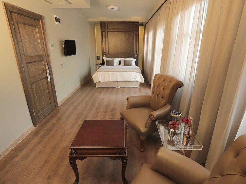 D37736E7C8D1CF232F233EC8838636C2