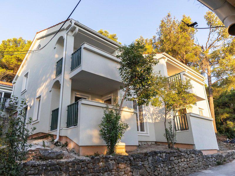 23FBADCF955BCDF198389196E1E51DA4