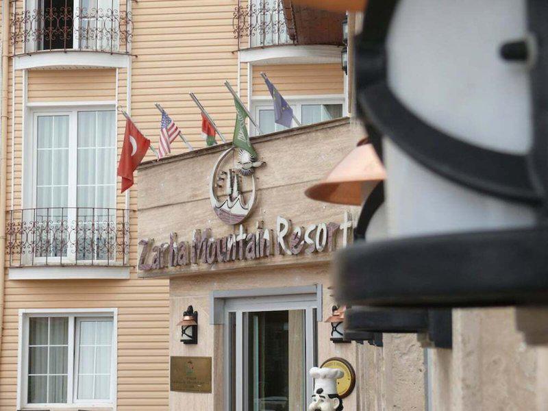 D25398BF44D501AE9F5F09CA56A8F60A