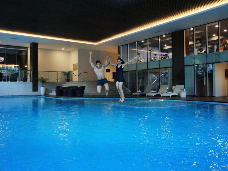 53CEAF8A134F2EFB67D4AE8355CADA9A