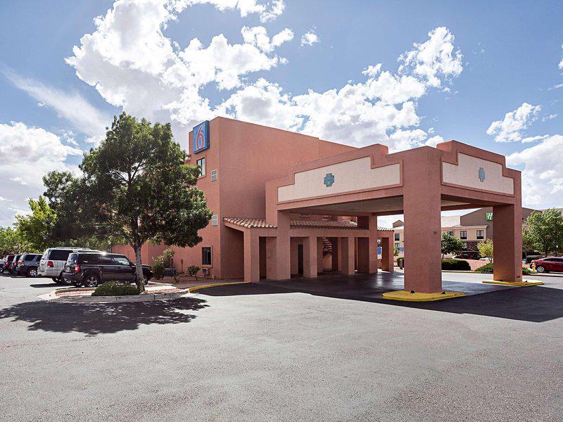 341BCD93A12AA47A03EA697081BDE709