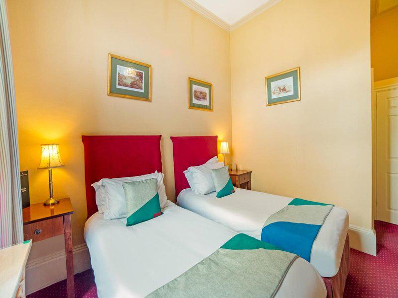 067D7F707AA2AE0299848F7E2DCF6BDD