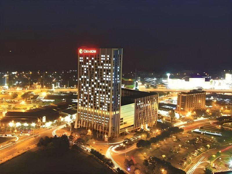 80BBDFDF5A8D541D45455E5CF2BC5D96