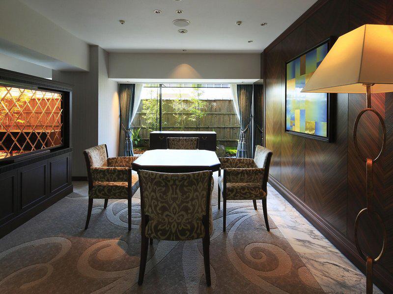 C6ECD4CF83DBE06ED03DE9FAD7C71365