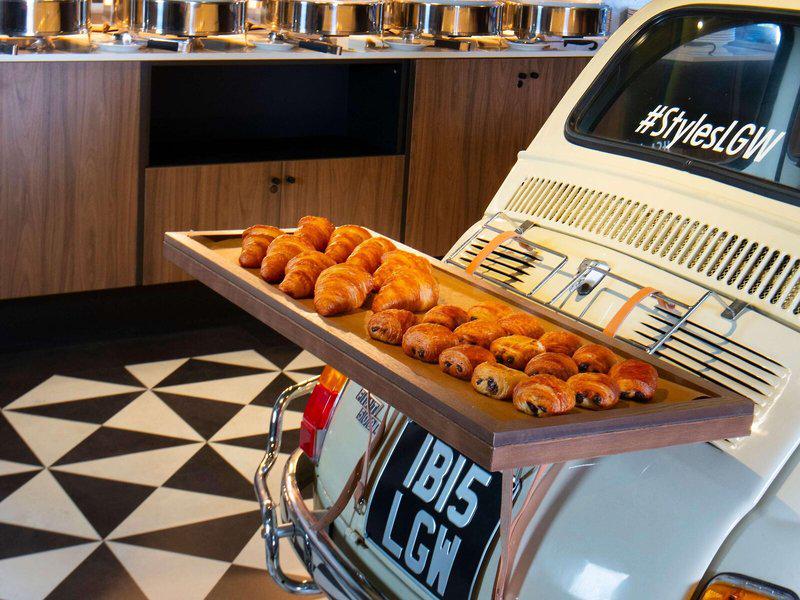 7FF05CEAA3E8955151DC051151586C6A